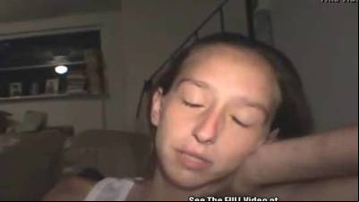 Whacky cute thin whore sucking cock!be